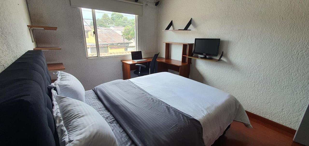 Portal Norte 170 Acogedoras Con Todos Servicios * Bogotá